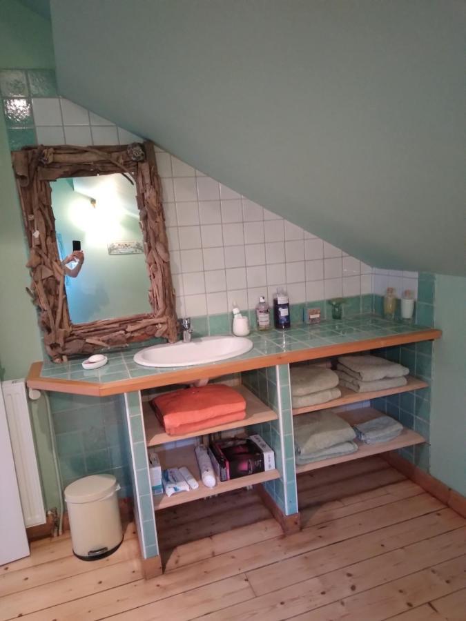 Les Dames De La Saugiat Bed & Breakfast Le Fied Eksteriør bilde