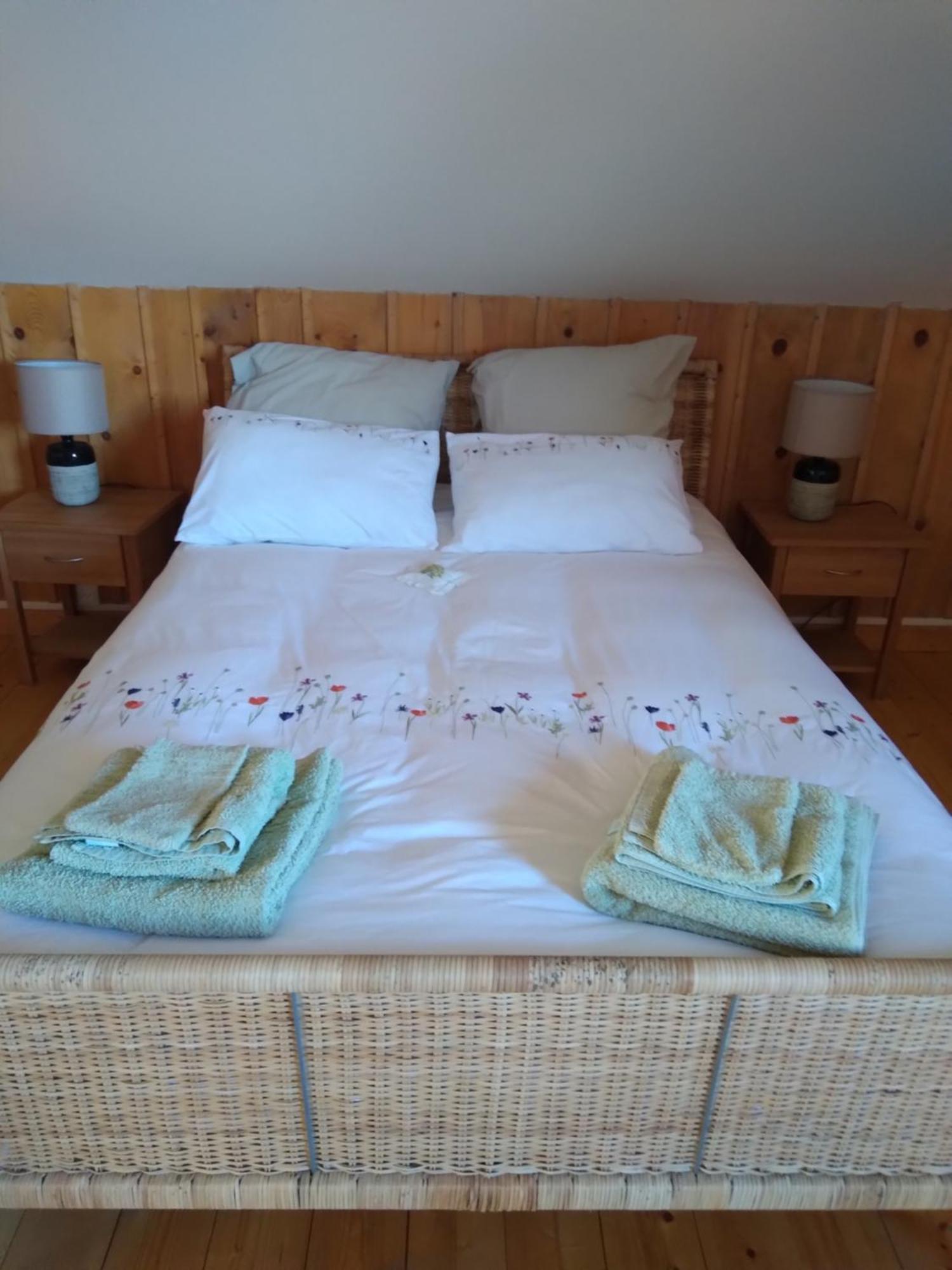 Les Dames De La Saugiat Bed & Breakfast Le Fied Eksteriør bilde